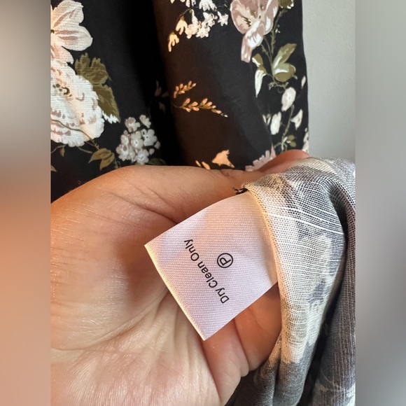 Tuckernuck Midnight Garden Lyles Dress maxi floral with belt size medium NWT - Picture 13 of 15